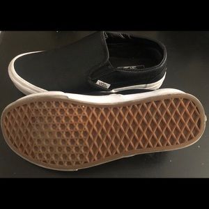 PERF LEATHER SLIP-ON VANS